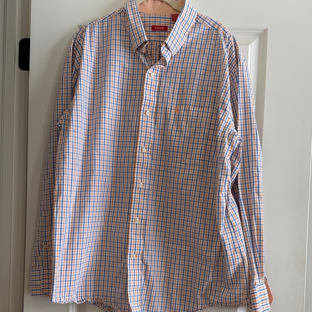Izod Checkered Button Down Shirt, White/Blue/Peach, Sz XL.